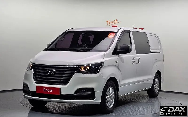 Hyundai Starex Van 5-Seater