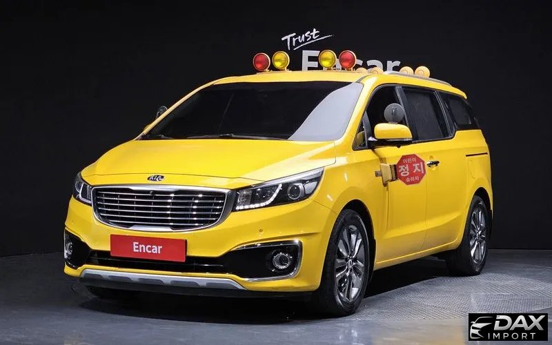 Kia Canival 9-Seater School Bus