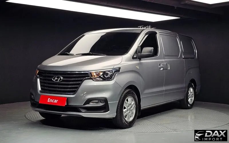 Hyundai Starex Van 3-Seater