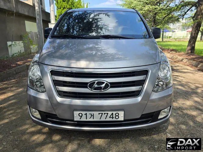 Hyundai Starex 5-Seater VAN
