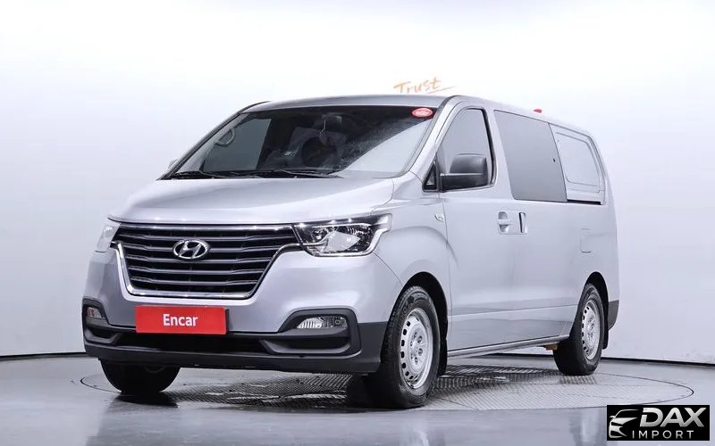 Hyundai Starex Van 5-Seater