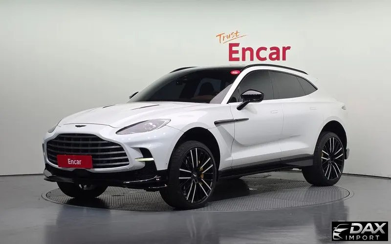 Astonmartin DBX 4.0 V8 707