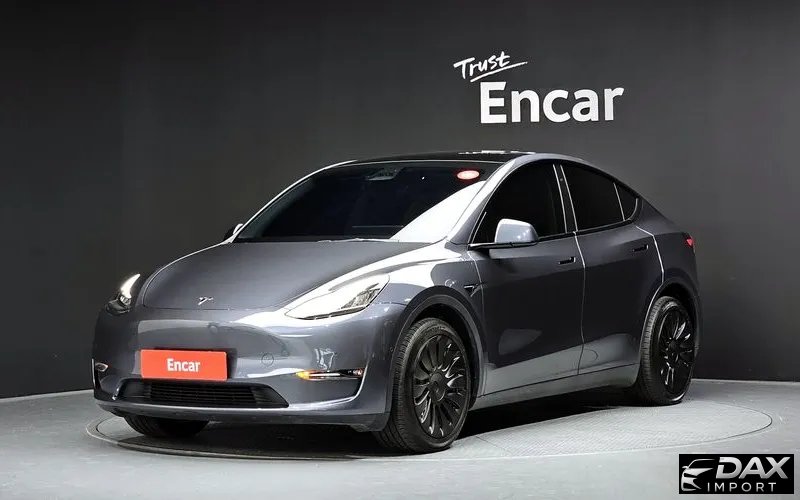Tesla Model Y Long Range