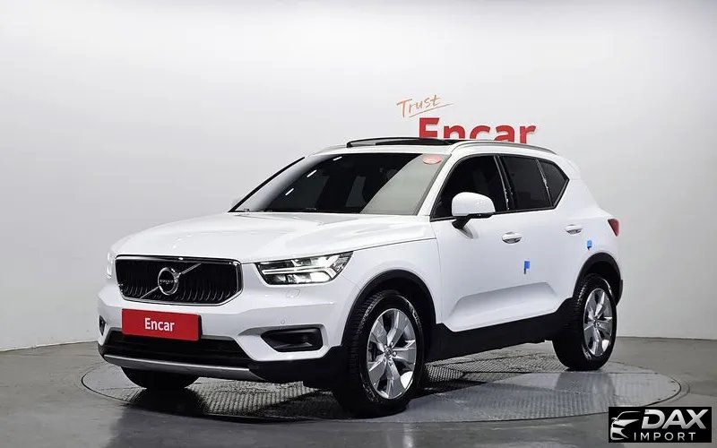 Volvo XC40 B4 Momentum