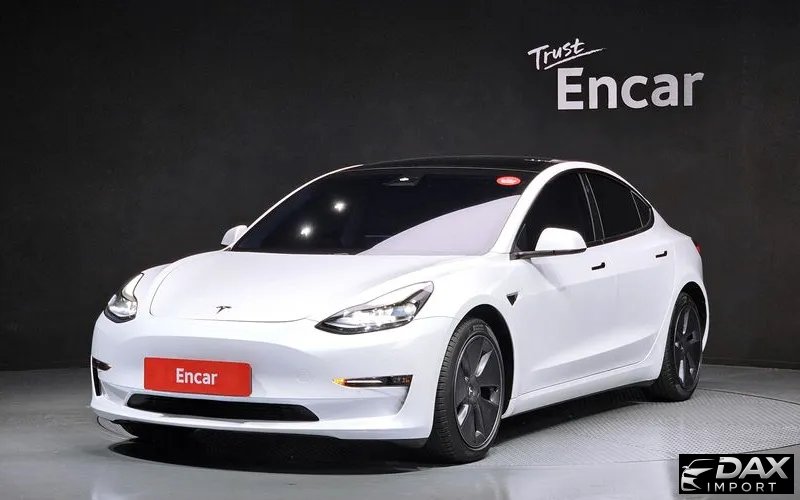 Tesla Model 3 Long Range