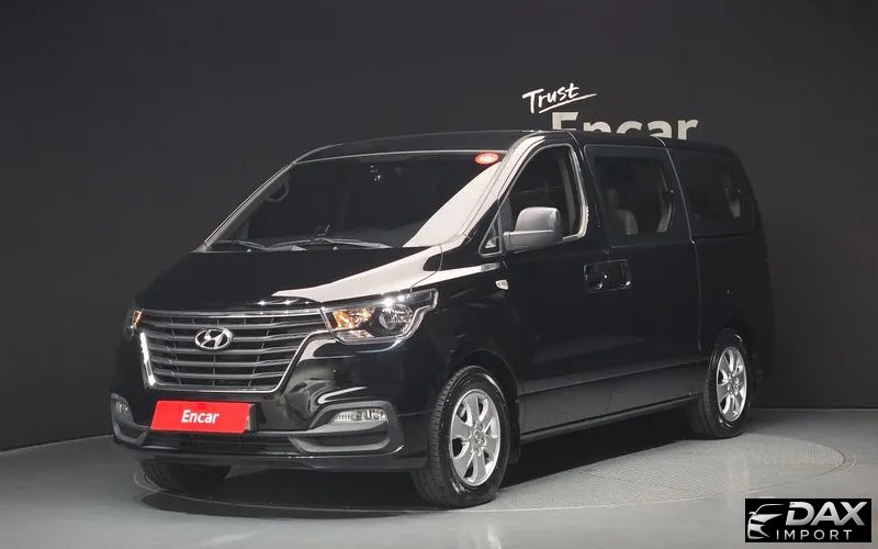 Hyundai Starex Wagon 11-Seater