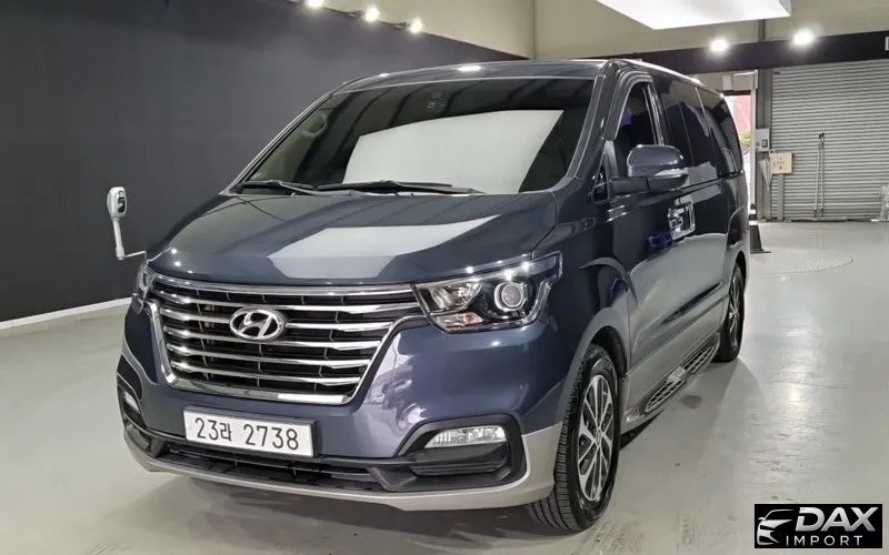 Hyundai Starex Urban 9-Seater