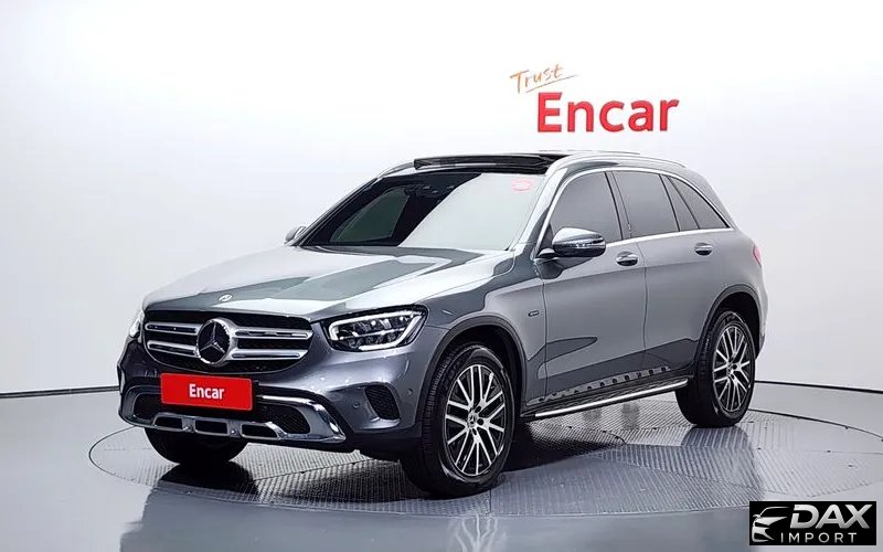 Mercedes-Benz GLC-Class GLC300e 4MATIC