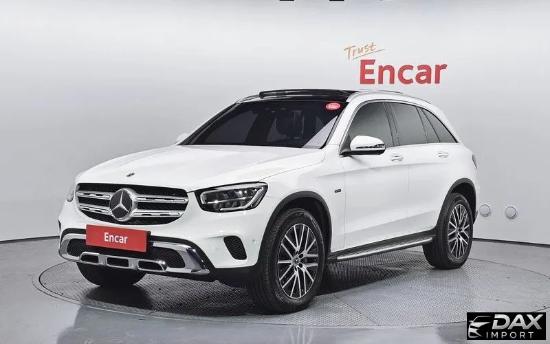 Mercedes-Benz GLC-Class GLC300e 4MATIC