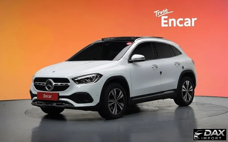 Mercedes-Benz GLA-Class GLA220