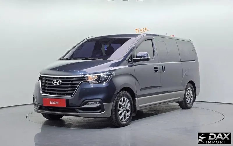 Hyundai Starex Urban 9-Seater