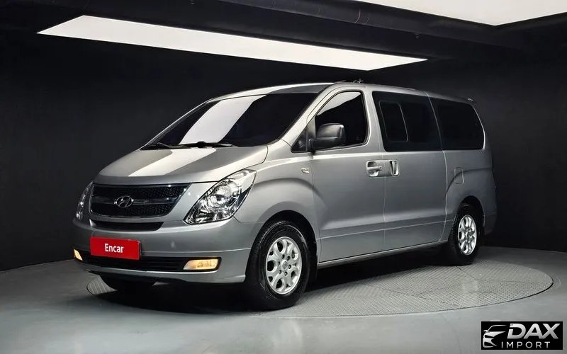 Hyundai Starex 12-Seater Wagon