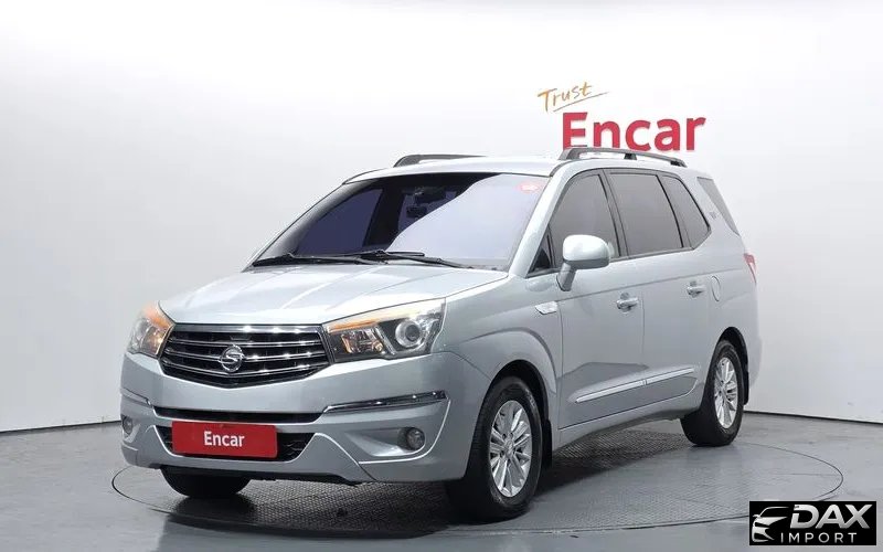 KG_Mobility_Ssangyong KORANDO 2WD LT 11-seater