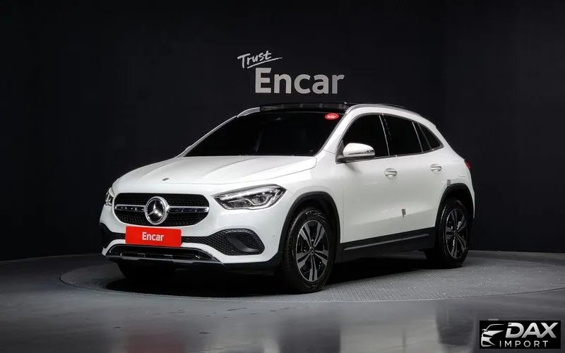 Mercedes-Benz GLA-Class GLA220
