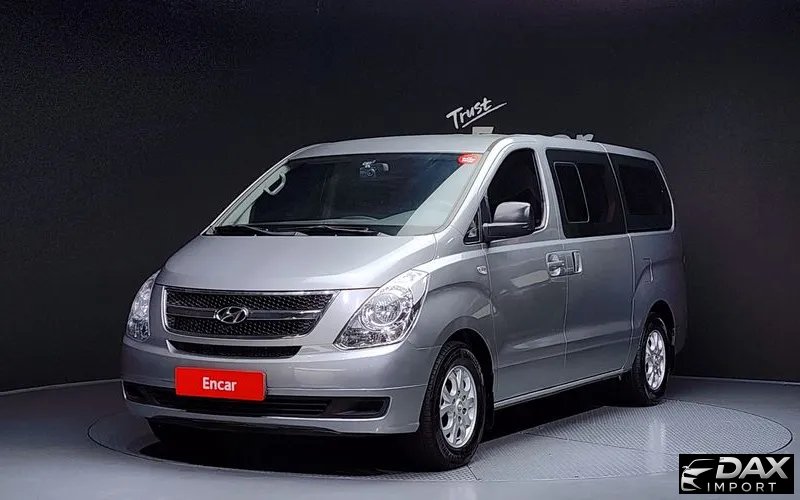Hyundai Starex 12-Seater Wagon