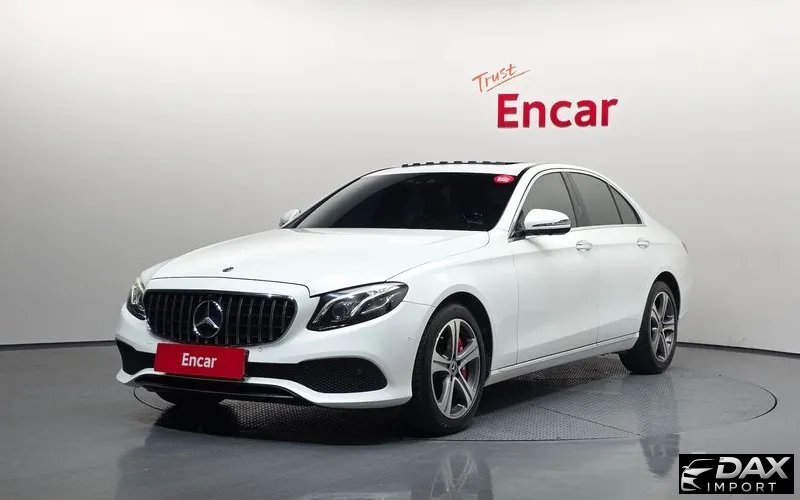 Mercedes-Benz E-Class E300 4MATIC Avnatgarde
