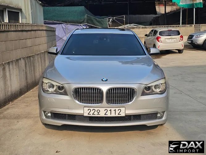 BMW 7-Series 740Li