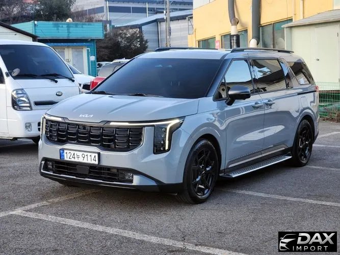 Kia Canival 9-Seater Gravity