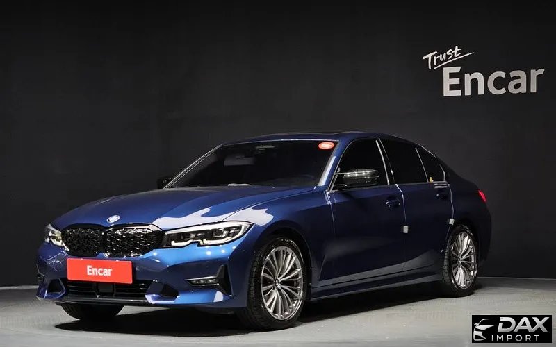 BMW 3-Series 320i Luxury