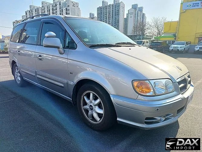 Hyundai Traget XG 9-Seater Diesel(CRDI) Gold