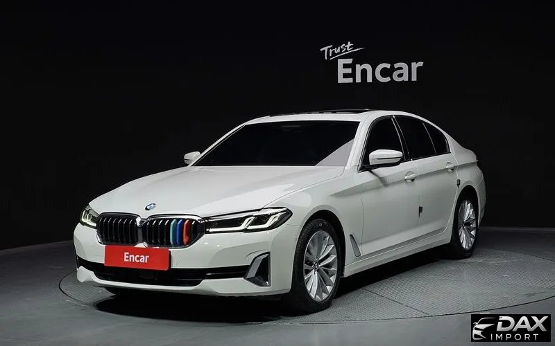 BMW 5-Series 530i xDrive Luxury