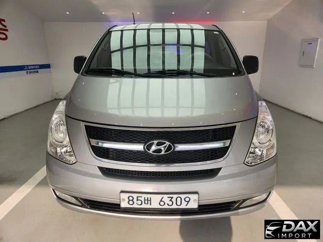 Hyundai Starex 5-Seater VAN