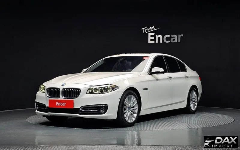 BMW 5-Series 528i Luxury