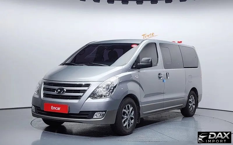 Hyundai Starex 11-Seater Wagon