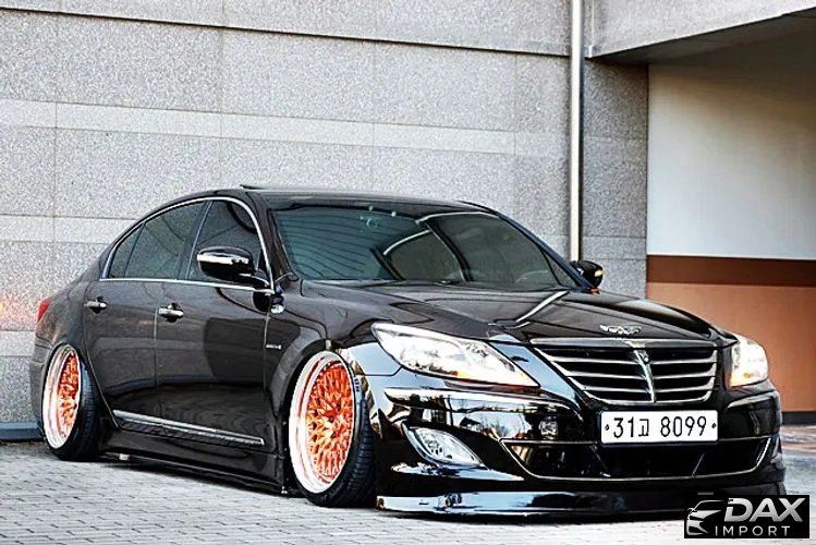 Hyundai Genesis PRADA GP500