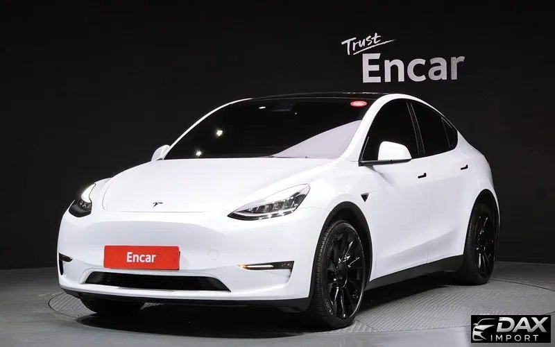Tesla Model Y Long Range