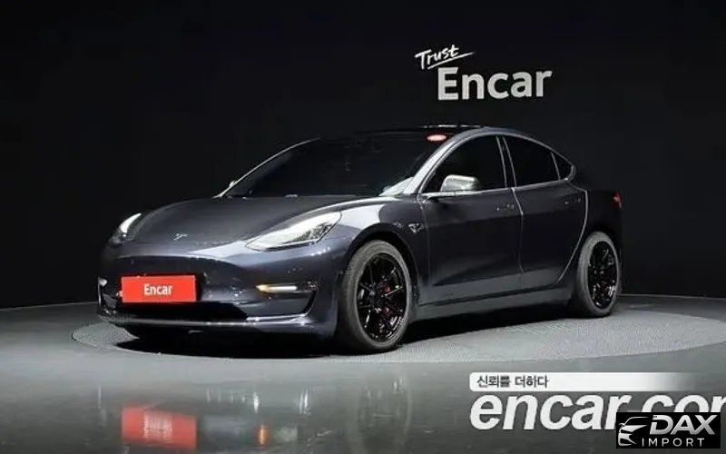 Tesla Model 3 Long Range