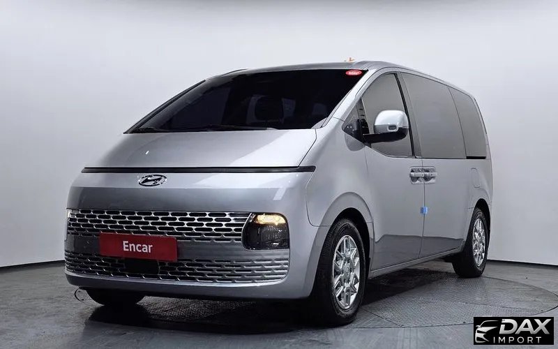 Hyundai Staria 4WD Tourer 11-Seater