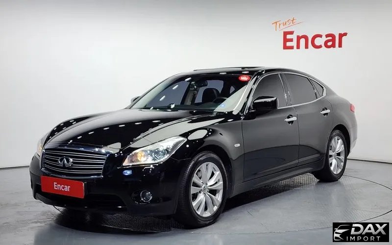 Infiniti M Premium