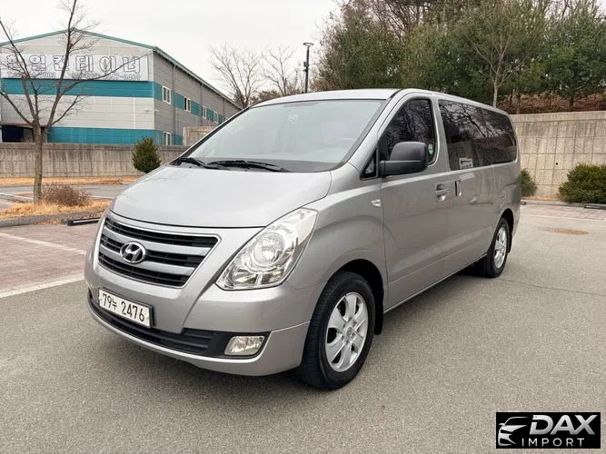 Hyundai Starex 4WD 12-Seater Wagon