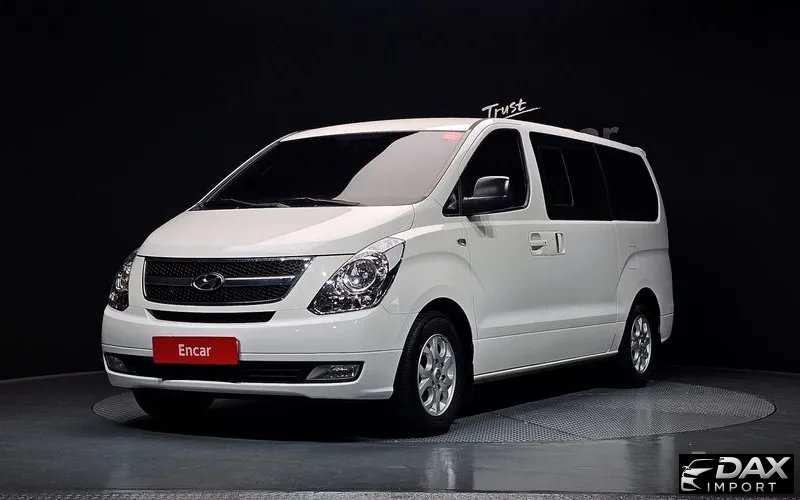Hyundai Starex 12-Seater Wagon