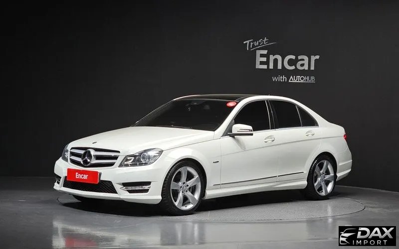 Mercedes-Benz C-Class C200 CGI AVANTGARDE