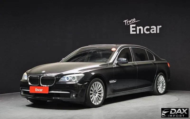 BMW 7-Series 740Li