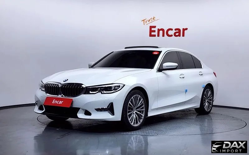 BMW 3-Series 320i Luxury