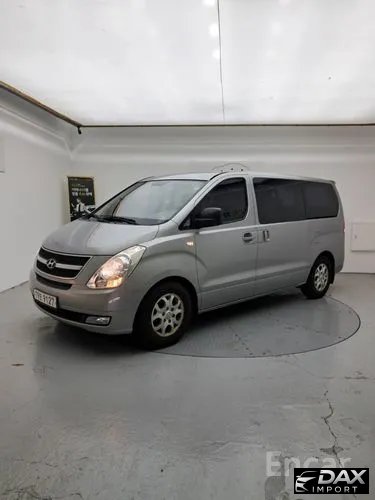 Hyundai Starex 11-Seater Wagon