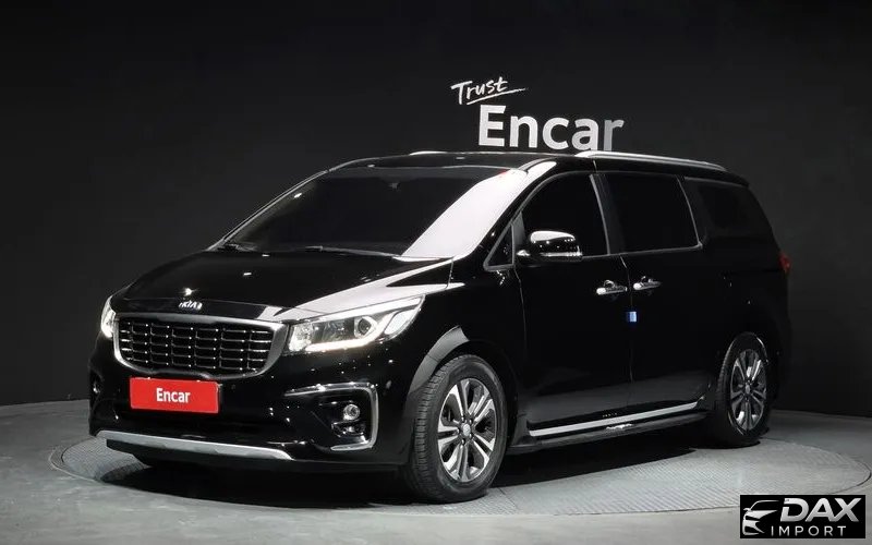 Kia Canival 9-Seater Luxury