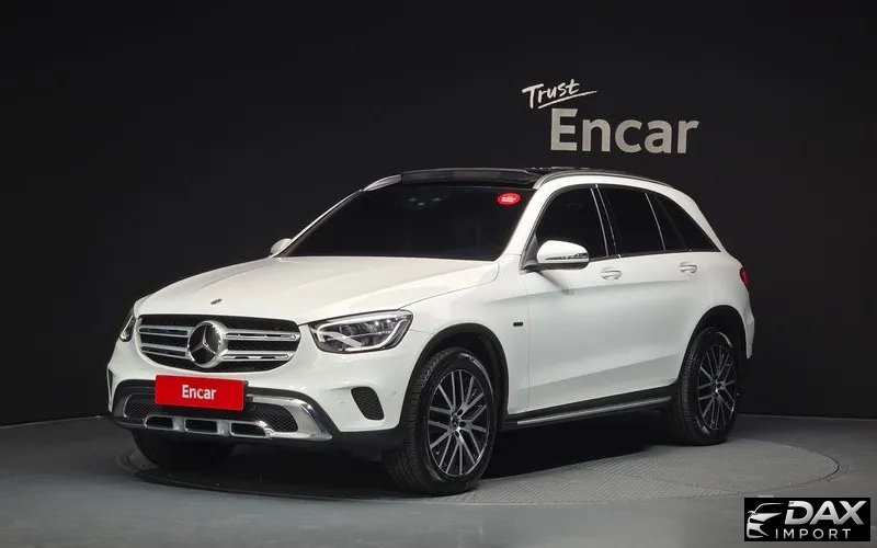 Mercedes-Benz GLC-Class GLC300e 4MATIC