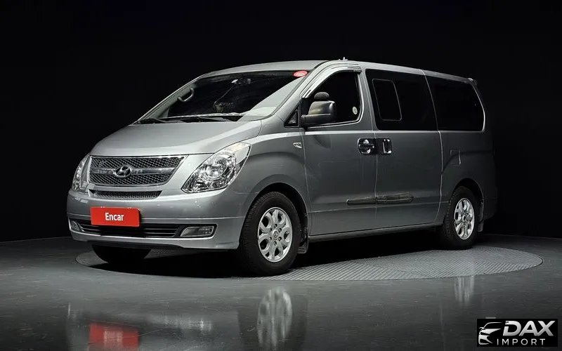 Hyundai Starex 12-Seater Wagon