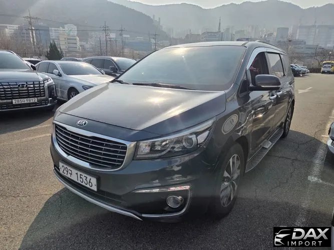Kia Canival 9-seater Luxury