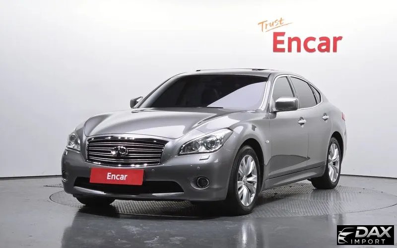 Infiniti M Exclusive