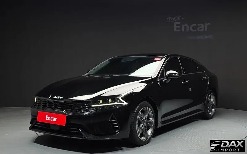 Kia K5 Signature