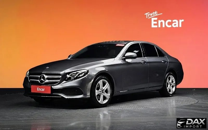 Mercedes-Benz E-Class E220d 4MATIC Avantgarde