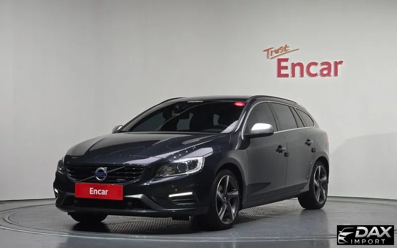 Volvo V60 D4 R-Design