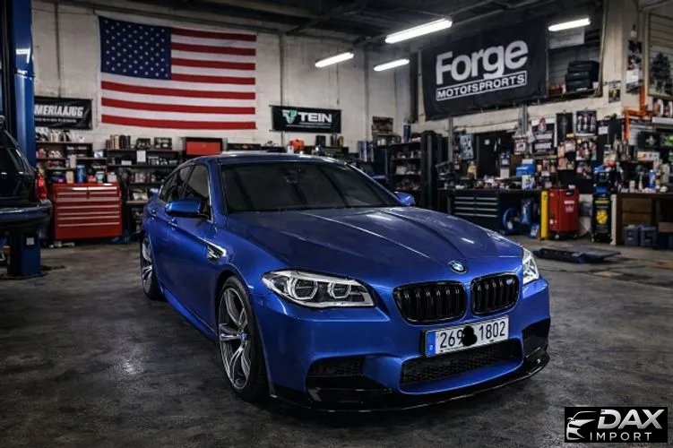 BMW M5 M5 Sedan