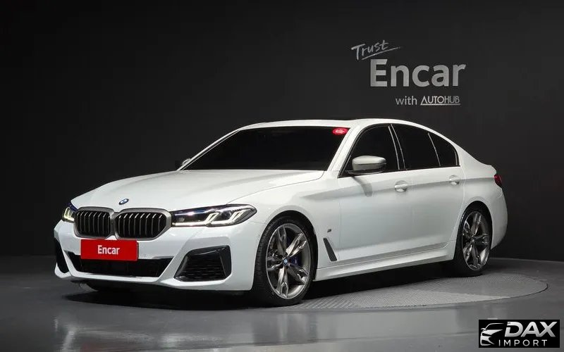 BMW 5-Series M550i xDrive