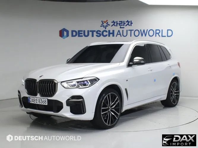 BMW X5 M50i